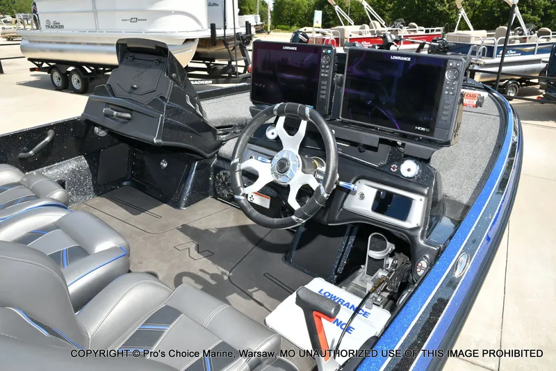 Slide: The Image of Nitro Z21 XL Pro 2022 - 37