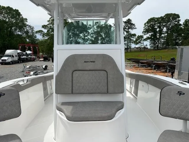 Slide: The Image of Sea Pro 242 Center Console 2024 - 13