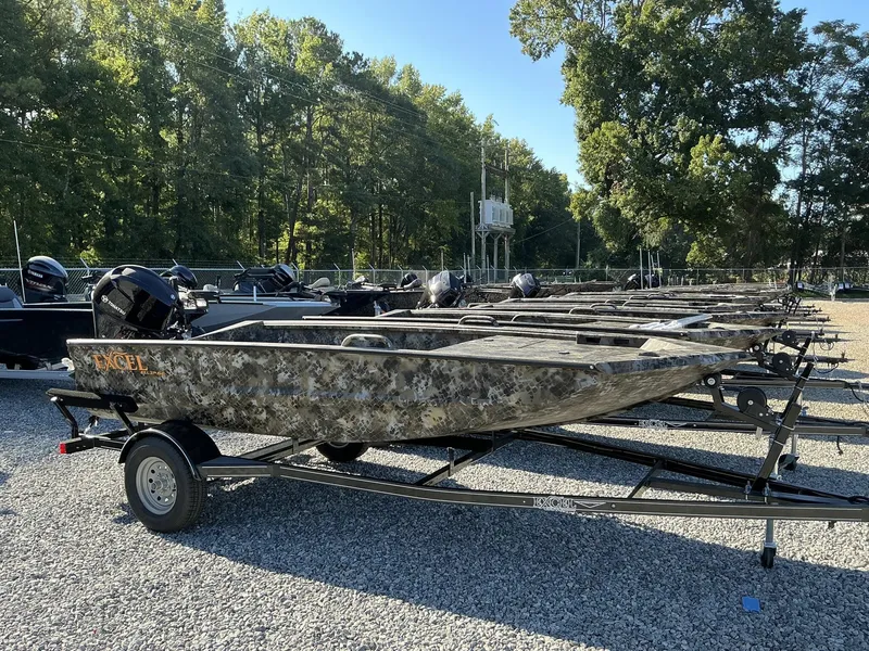 Slide: The Image of Excel Viper F4 1554 ECLIPSE 2025 - 2