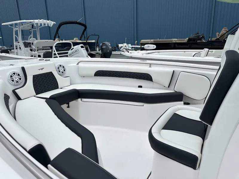 Slide: The Image of Tidewater 232 CC Adventure WITH SEAKEEPER RIDE 2025 - 7