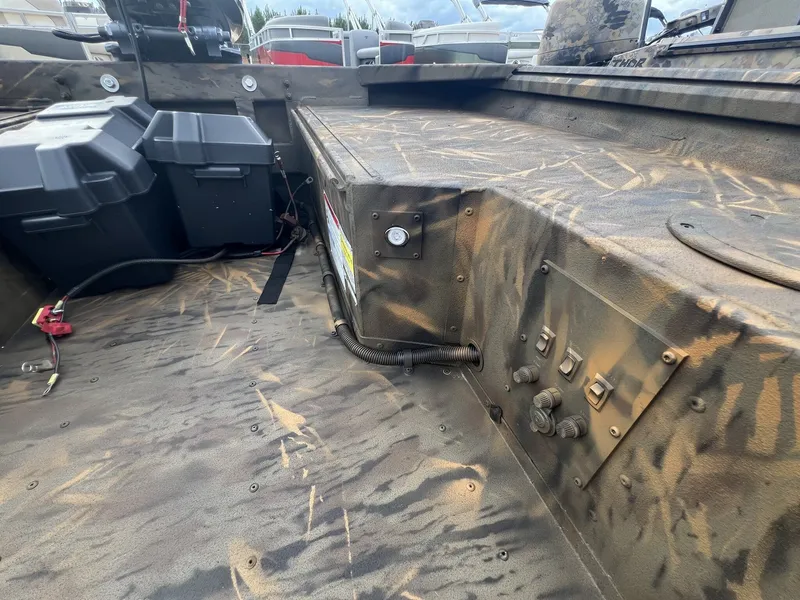 Slide: The Image of G3 Gator Tough 15 DK 2025 - 6