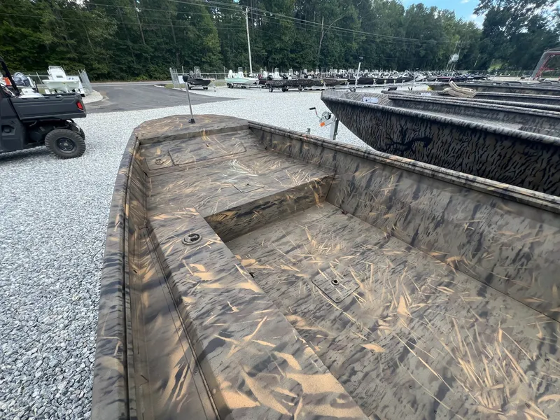 Slide: The Image of G3 Gator Tough 15 DK 2025 - 8