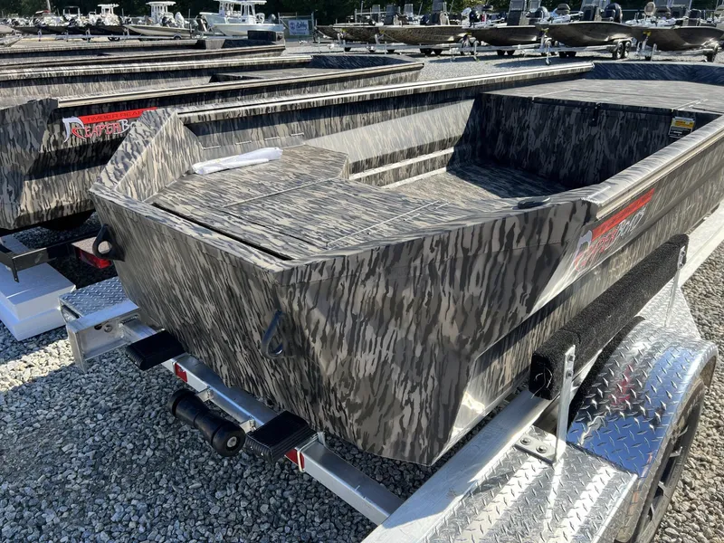 Slide: The Image of Reaper Boats 653 2025 - 3