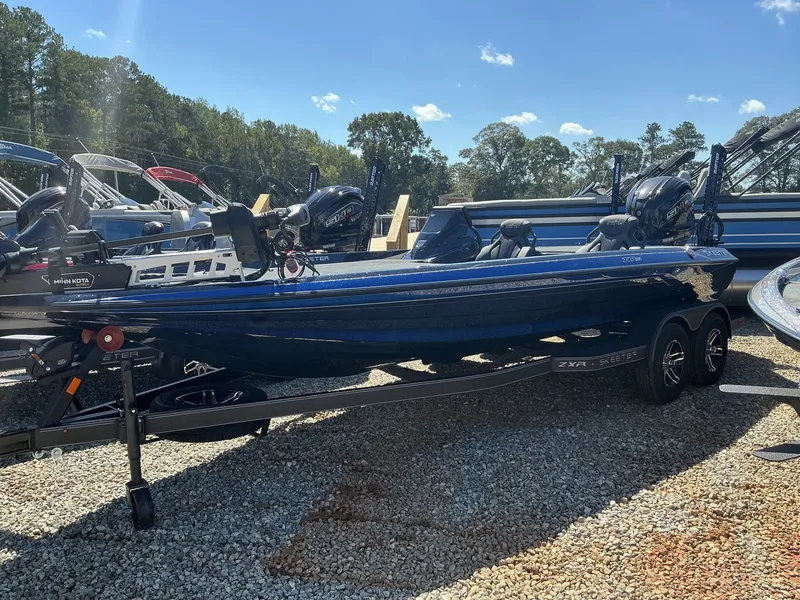 Slide: The Image of Skeeter ZXR Series ZXR21 COLOR 2 2025 - 11