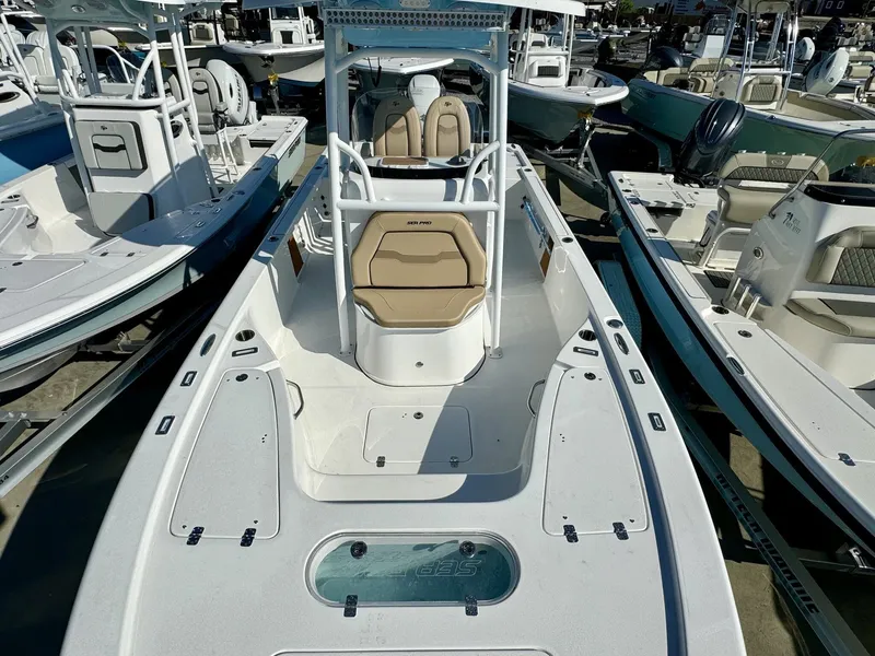 Slide: The Image of Sea Pro 250 Bay 2025 - 12