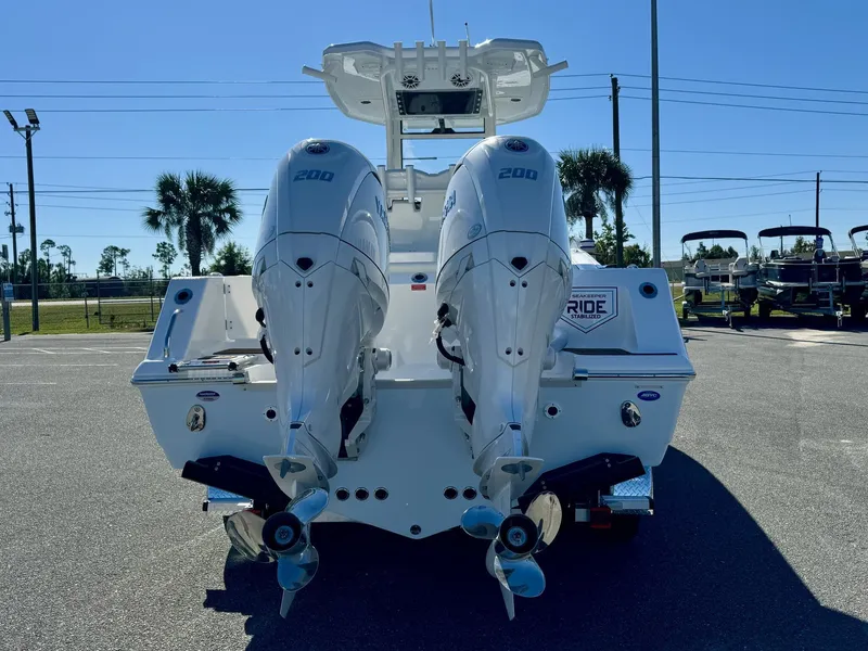 Slide: The Image of Tidewater 272 CC Adventure 2025 - 10