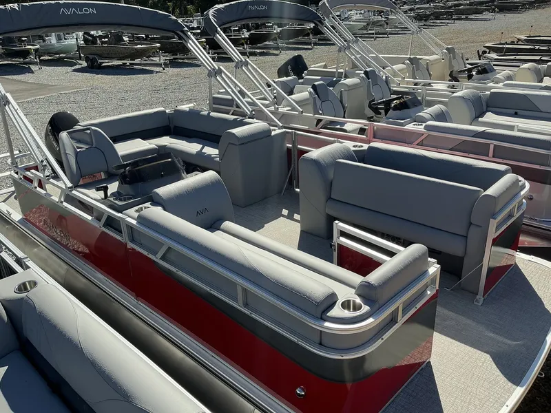 Slide: The Image of Avalon VTX 19 VTX CRUISE 2025 - 2