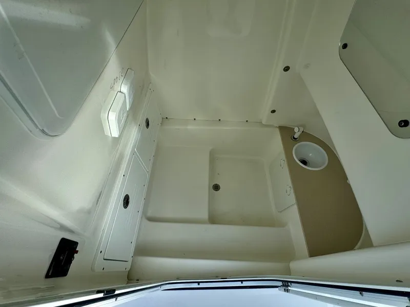 Slide: The Image of Sea Pro 262 2025 - 10