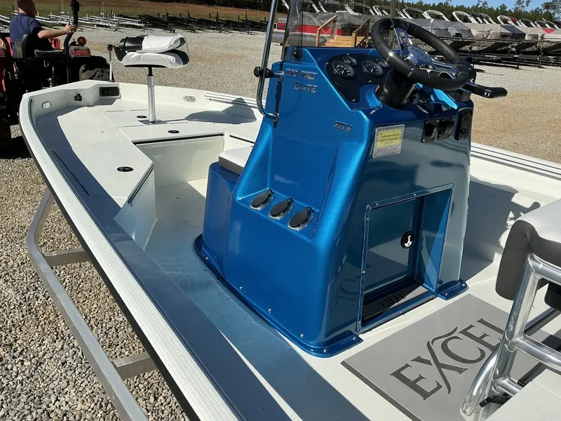 Slide: The Image of Excel Bay Pro 203 203 ELITE 2025 - 10