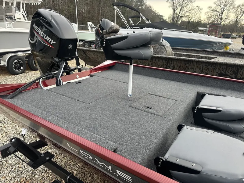 Slide: The Image of Lowe Skorpion 2025 - 10