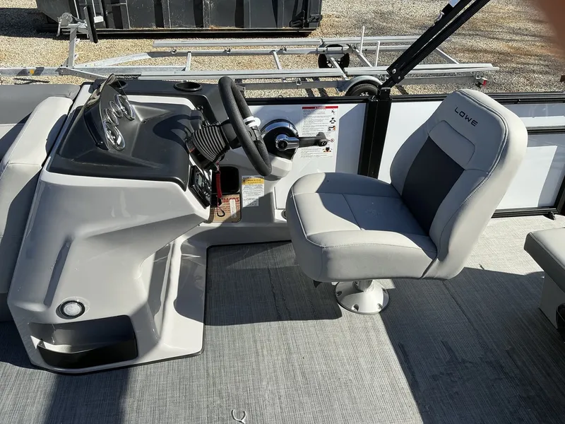 Slide: The Image of Lowe LS 170 2025 - 8