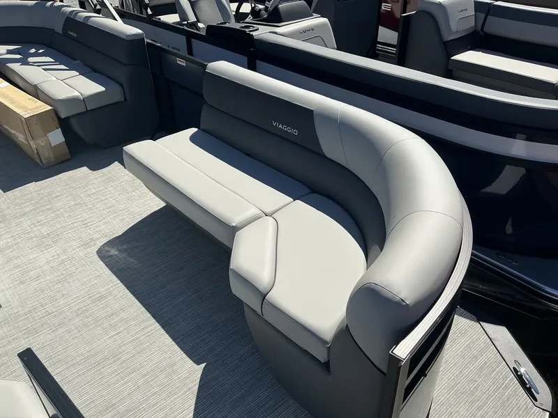 Slide: The Image of Viaggio Lago V 20 C 2025 - 8