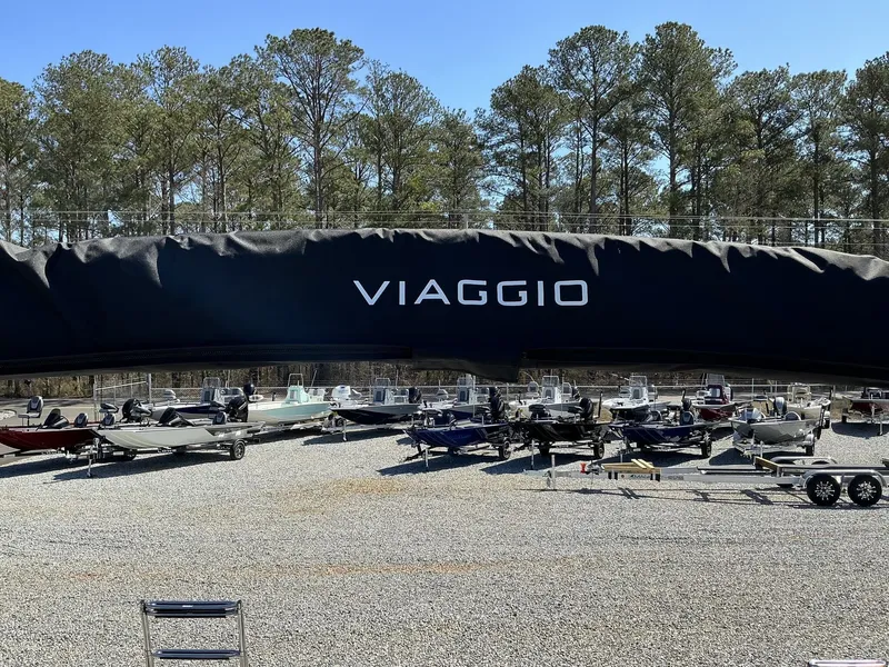 Slide: The Image of Viaggio Lago V 22U 2025 - 7