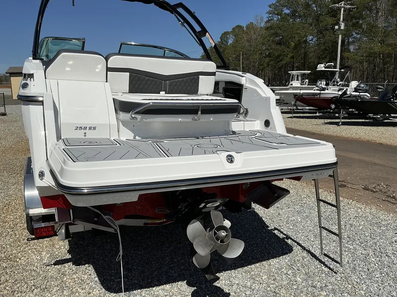 Slide: The Image of Monterey SS 258 2025 - 5