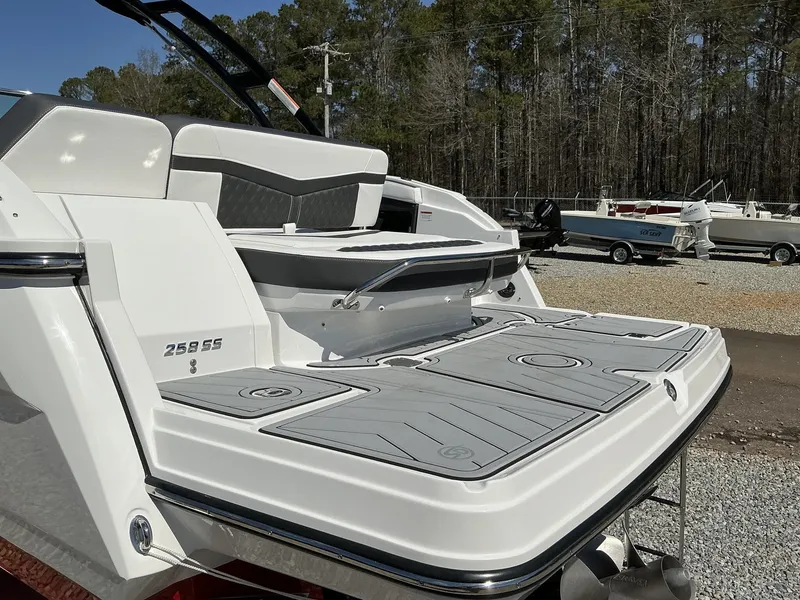 Slide: The Image of Monterey SS 258 2025 - 9