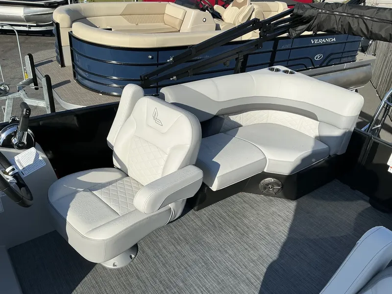 Slide: The Image of Lowe Ss 230 2025 - 7