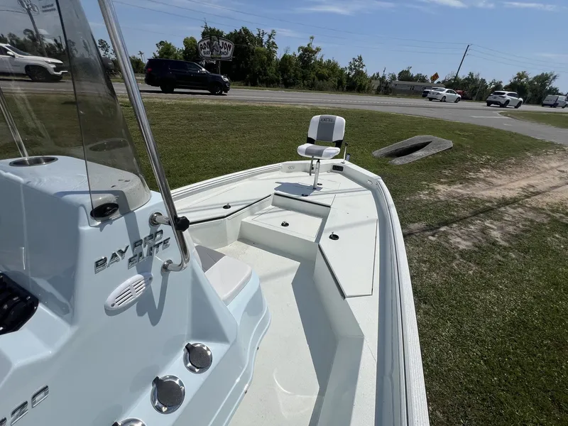 Slide: The Image of Excel Bay Pro 220 220 ELITE 2025 - 10