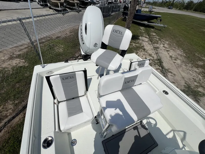 Slide: The Image of Excel Bay Pro 220 220 ELITE 2025 - 8