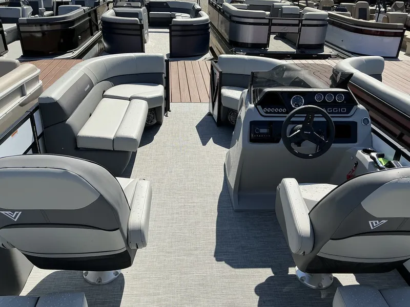 Slide: The Image of Viaggio Lago V 20 U 2025 - 10