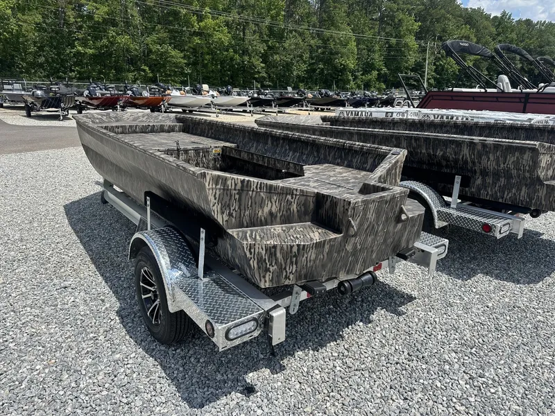 Slide: The Image of Reaper Boats 756 2025 - 2