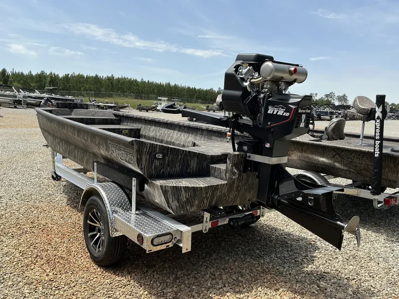 Slide: The Image of Reaper Boats 756 MUD REAPER 2025 - 15