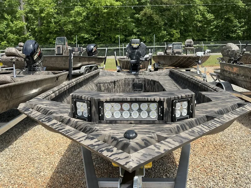 Slide: The Image of Reaper Boats 756 MUD REAPER 2025 - 6