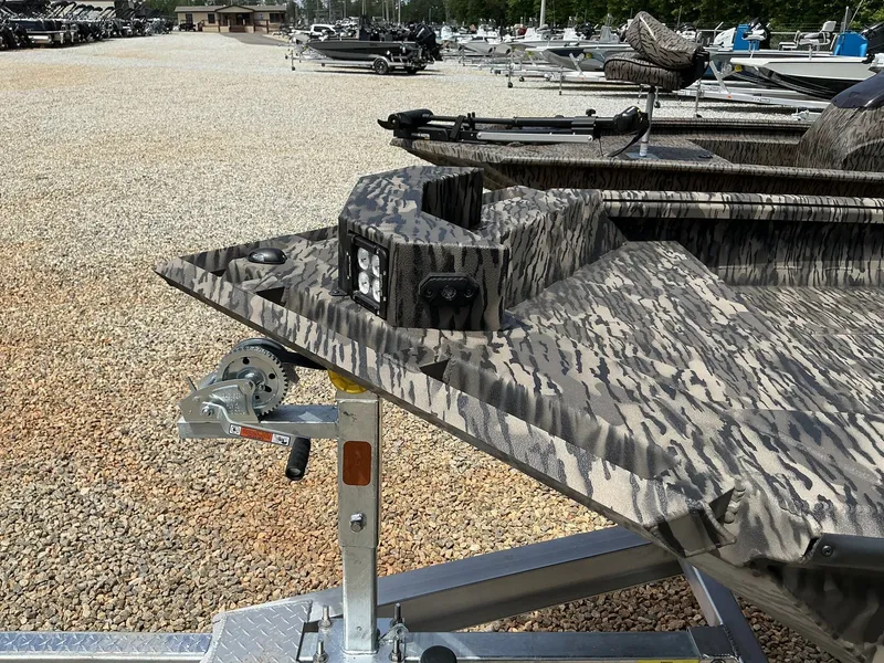 Slide: The Image of Reaper Boats 756 MUD REAPER 2025 - 7