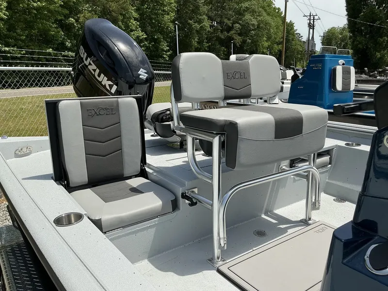 Slide: The Image of Excel Bay Pro 220 220 ELITE 2025 - 11