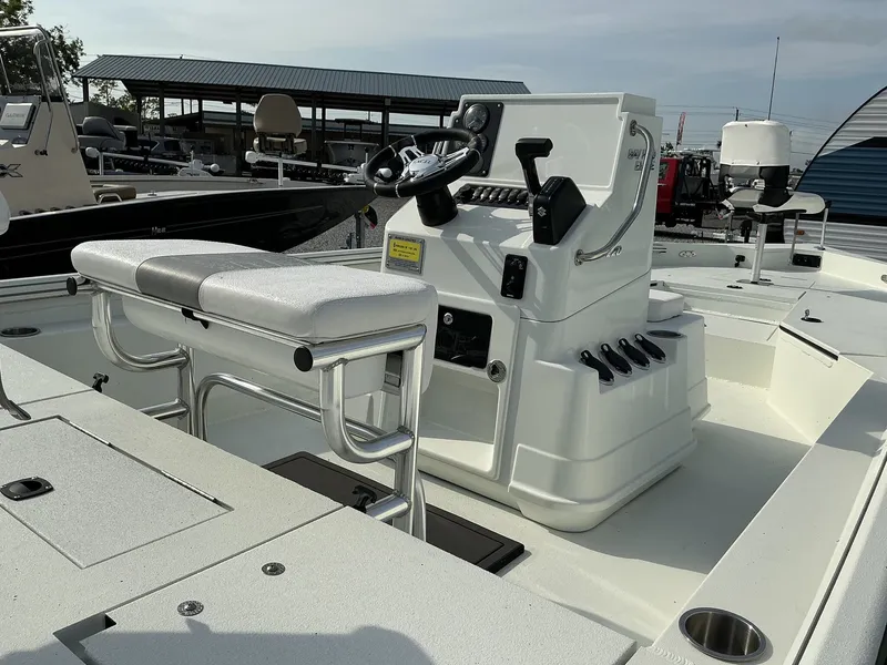 Slide: The Image of Excel Bay Pro 220 220 ELITE 2025 - 9