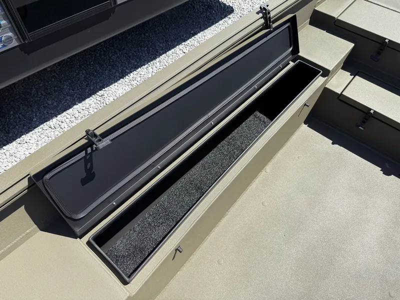 Slide: The Image of Thor Lake Hammer 1754 TIMBER HAMMER 2025 - 4