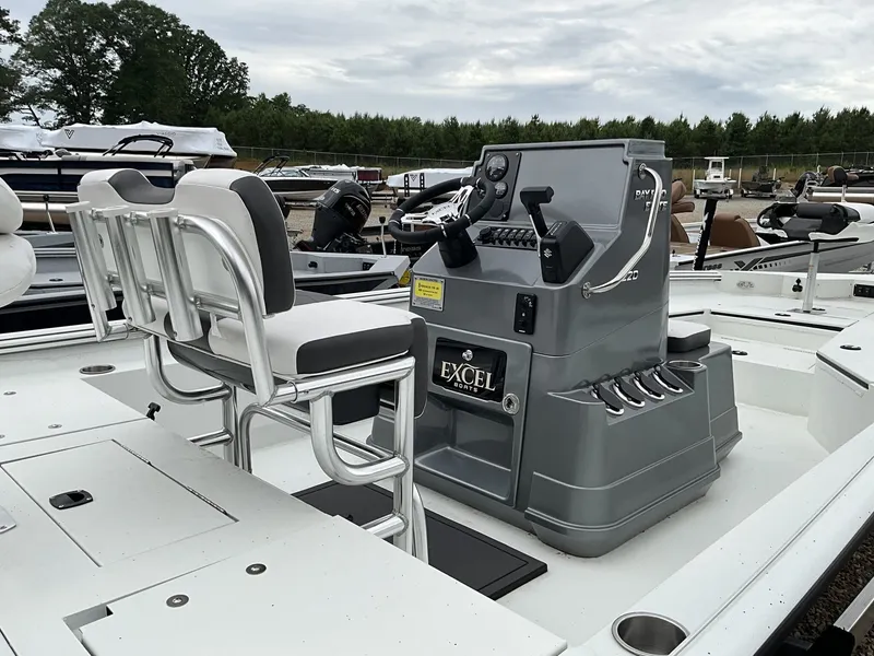 Slide: The Image of Excel Bay Pro 220 220 ELITE 2025 - 3