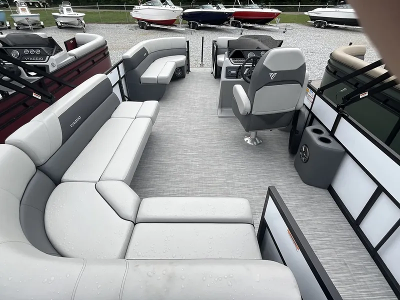 Slide: The Image of Viaggio Lago V 20 C 2025 - 6