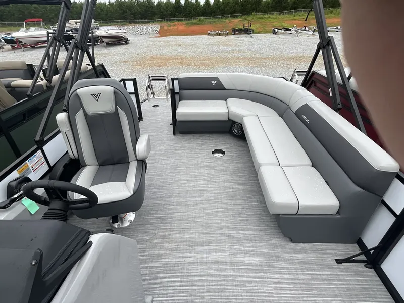 Slide: The Image of Viaggio Lago V 20 C 2025 - 8