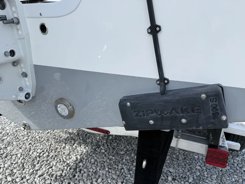 Slide: The Image of Sea Pro 245 245 SANDBAR 2025 - 4