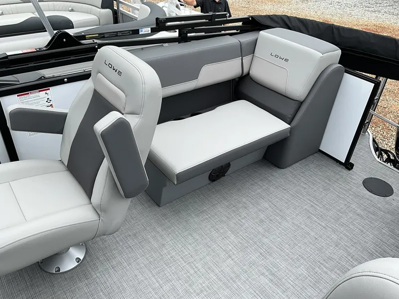 Slide: The Image of Lowe LS 230 WT 2025 - 6