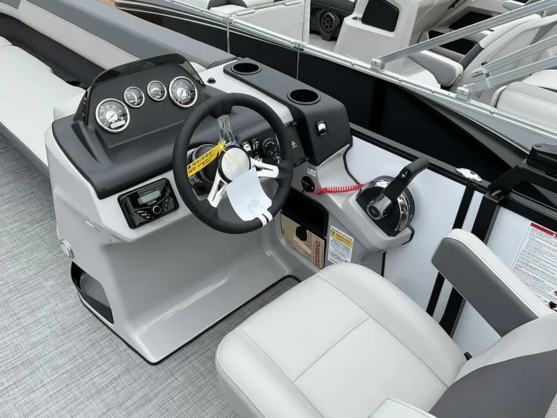 Slide: The Image of Lowe LS 230 WT 2025 - 7