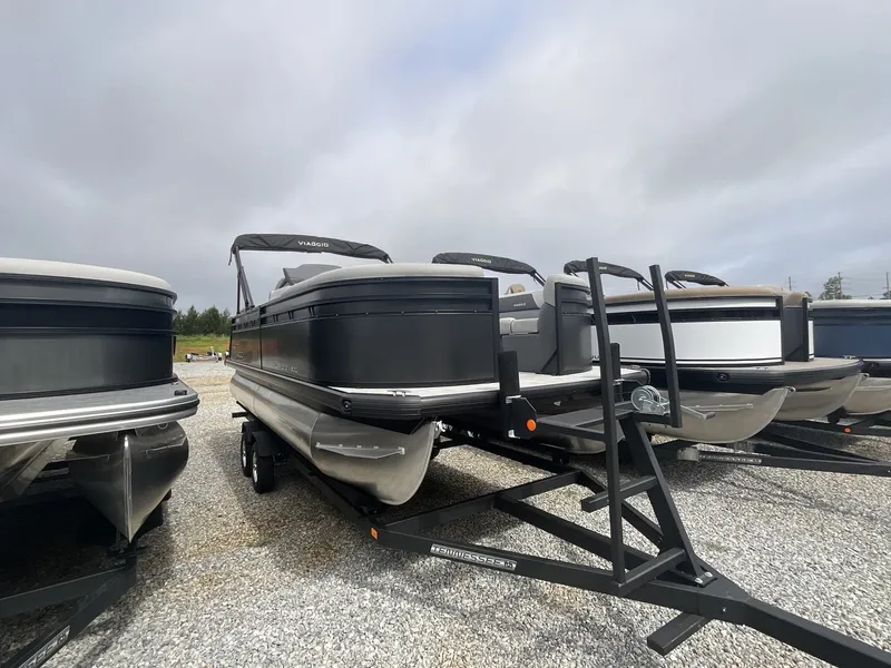 Slide: The Image of Viaggio Lago V-C 20 2025 - 12