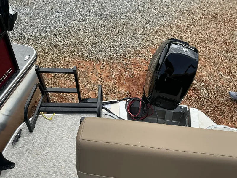 Slide: The Image of Lowe LS 170 2025 - 8