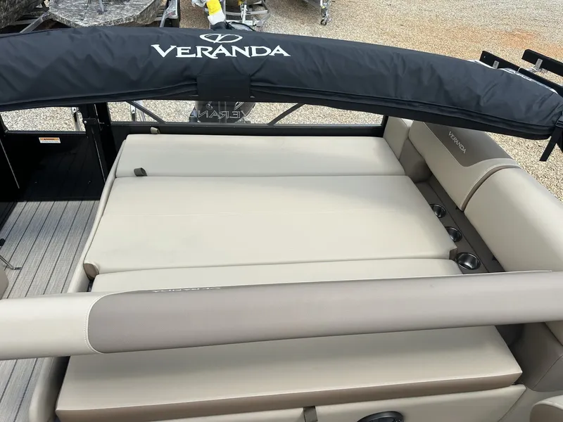 Slide: The Image of Veranda Relax Series 175SHO YAMAHA 2026 - 13