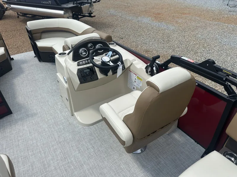 Slide: The Image of Lowe SS210 2025 - 11