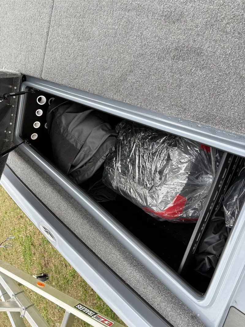 Slide: The Image of Falcon F205 2025 - 17