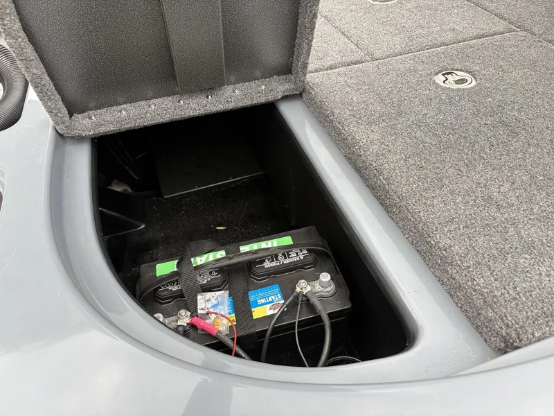 Slide: The Image of Falcon F205 2025 - 2