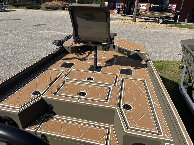 Slide: The Image of Thor LAKE HAMMER 1900 CC 2024 - 7