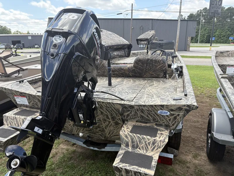 Slide: The Image of Lund 1760 Predator SS 2024 - 10