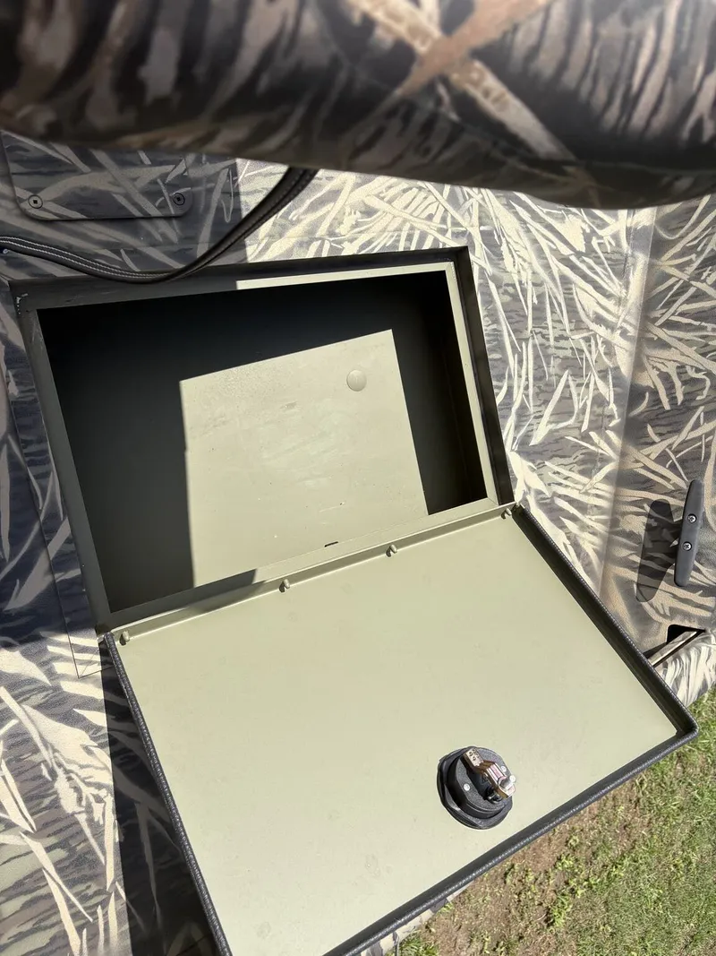 Slide: The Image of Lund 1760 Predator SS 2024 - 20