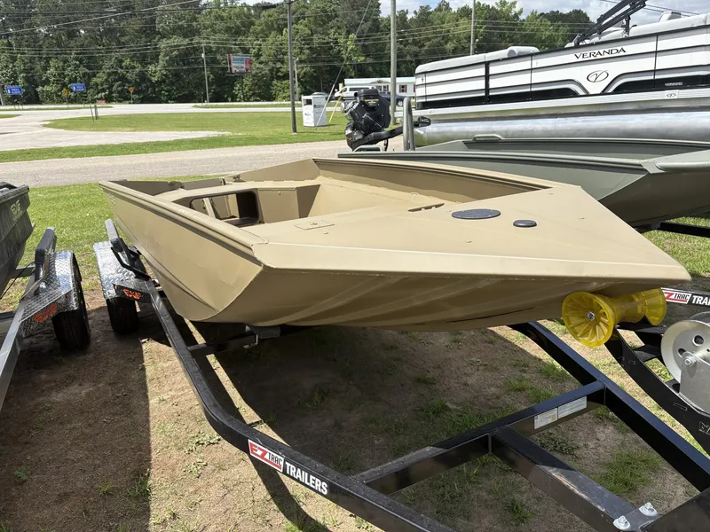 Slide: The Image of Edge Duck Boats Sportsman Series 656DB 2025 - 2