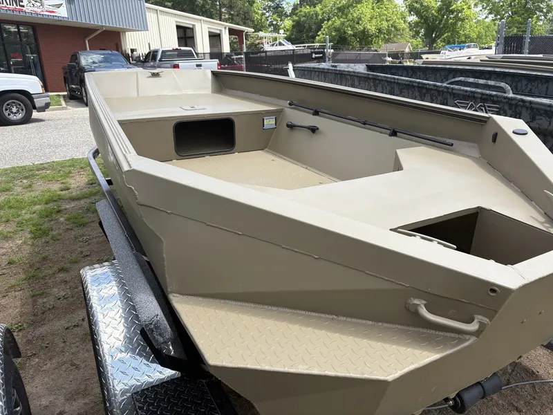 Slide: The Image of Edge Duck Boats Sportsman Series 656DB 2025 - 6