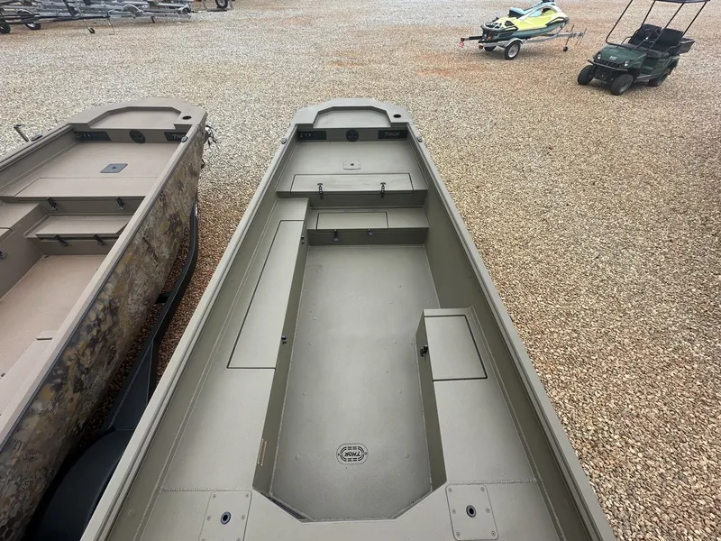 Slide: The Image of Thor Lake Hammer 1754 TIMBER HAMMER 1754 2026 - 3