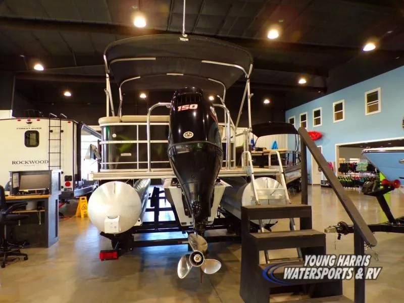 Slide: The Image of South Bay s222cr 2019 - 16