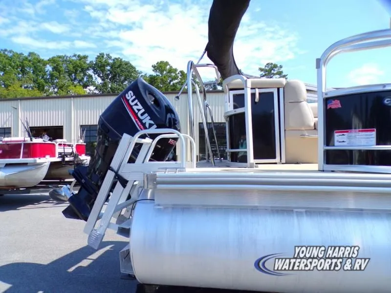 Slide: The Image of South Bay s222cr 2019 - 6